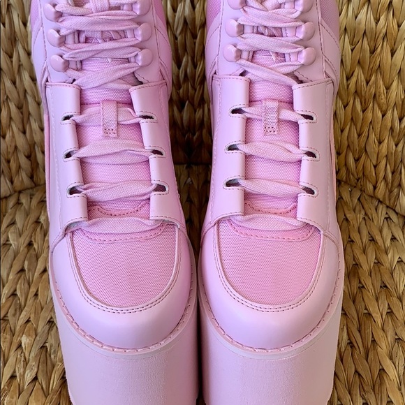 NIB YRU Qozmo High Baby Pink Platforms - Picture 8 of 8